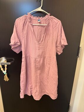 Old Navy Dusty Pink Gauze V-Neck Short Sleeve Dress